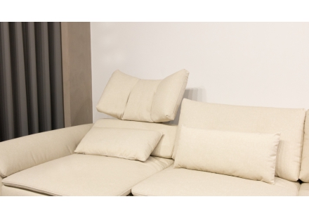 可向內折疊頭枕