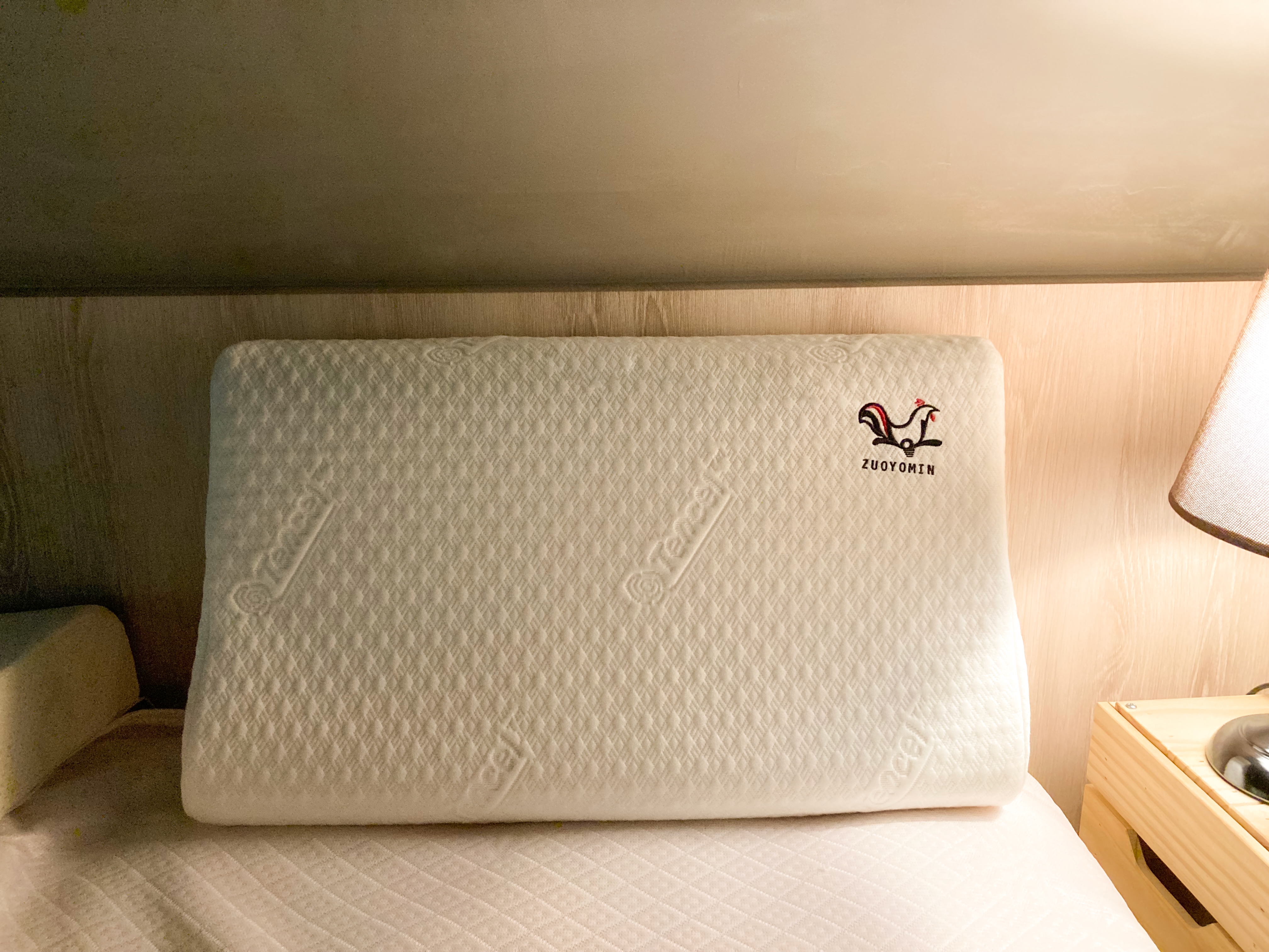 2高分子乳膠舒眠枕